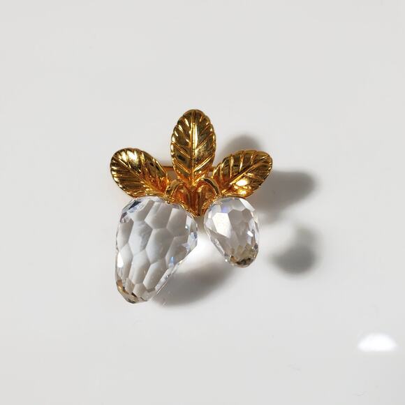 Vintage 1990s Swarovski Crystal Memories Strawberry Pin Brooch - Picture 3 of 5